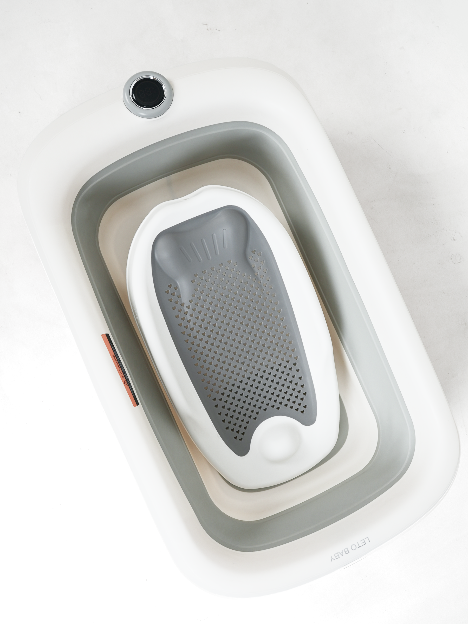 Ванночка для купания новорожденных складная с термометром